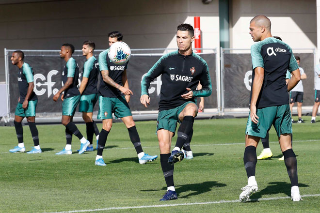 CR7 hăng say tập luyện tìm kiếm cơ hội lập cú poker tiếp theo