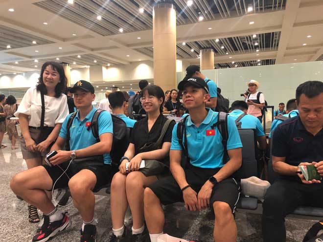 ĐT Việt Nam đã đi Indonesia: Tuấn Anh chấn thương, có góp mặt hay không? - 4