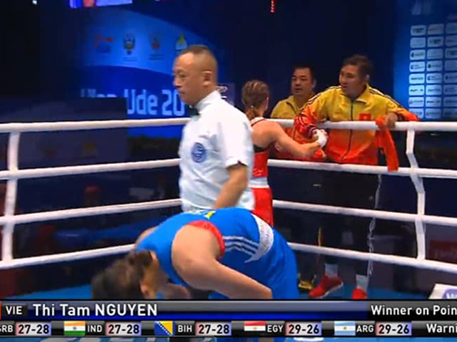 Thể thao - Ngã ngửa boxing: Nữ võ sĩ Việt mất huy chương thế giới, chủ nhà “đổi trắng thay đen"