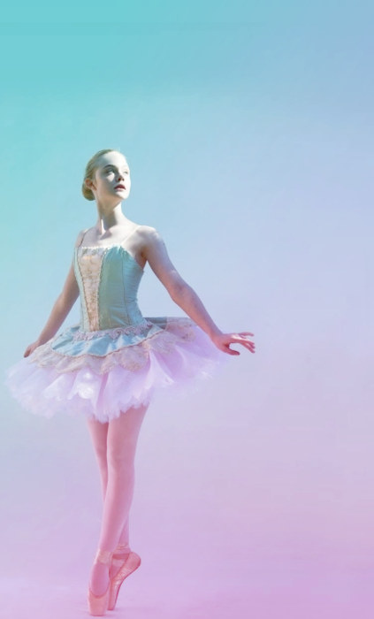 Nữ diễn viên có khả năng múa ballet điêu luyện. 