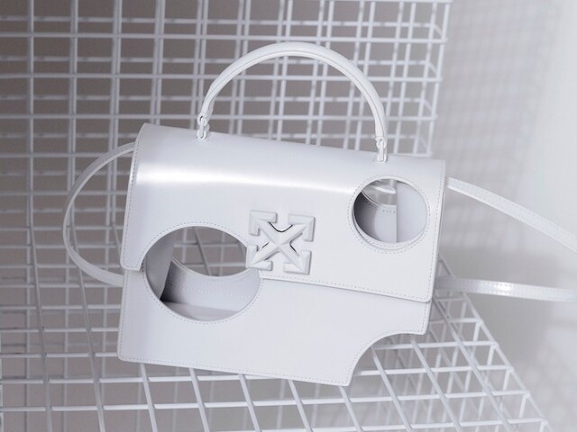 Thị trường - Tiêu dùng - Thứ vô dụng bất ngờ được “thét giá” lên tới vài chục triệu, chị em vẫn săn mua