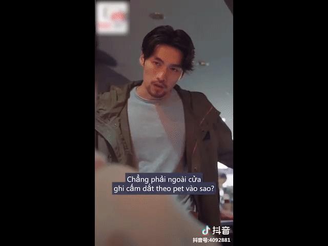 Video Clip Cười - Giả vờ chủ tịch khiến cho khách hàng sợ "xanh mặt"