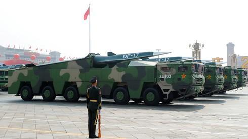 Tên lửa DF-17 xuất hiện trong lễ duyệt binh vừa qua của Trung Quốc. Nguồn: Sohu.