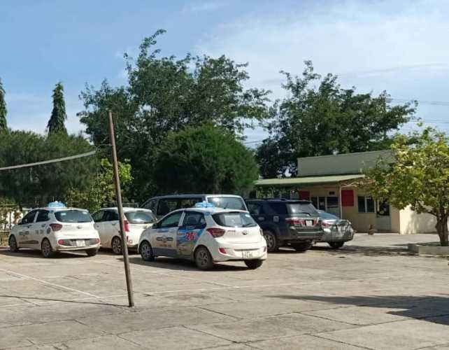 Công an thu giữ 12 xe ô tô được cho của các đối tượng đánh bạc