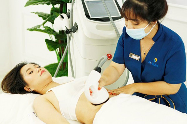 Diễn viên Lâm Vỹ Dạ sử dụng dịch vụ tại Nevada