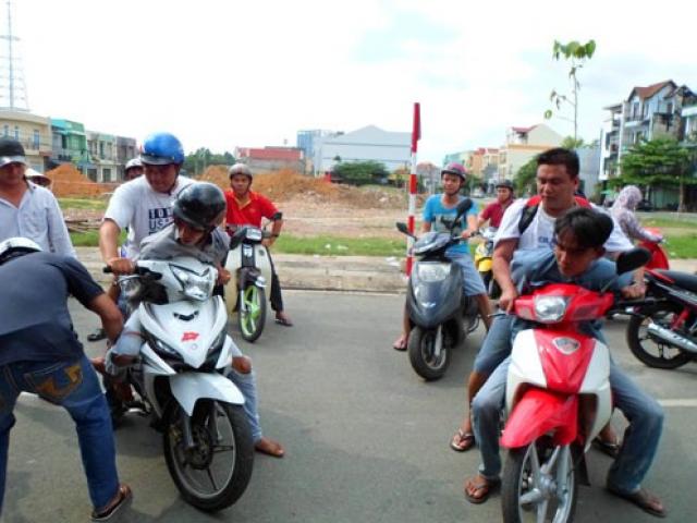 Tin tức trong ngày - Vì sao "hiệp sĩ đường phố" dừng bước?