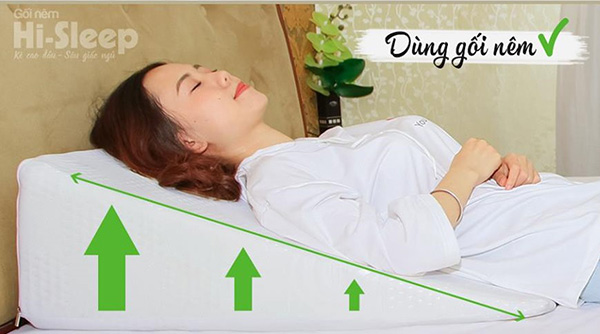 Lý giải việc giảm trào ngược bằng gối nêm Hi-Sleep - 1