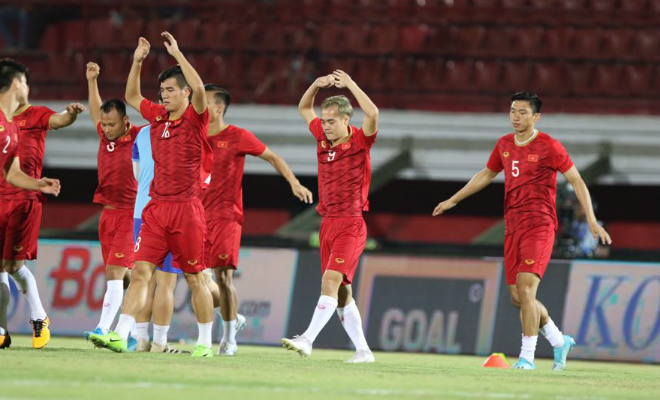 Trực tiếp bóng đá Indonesia - ĐT Việt Nam: Hùng Dũng sút hỏng phạt đền (Hết giờ) - 41