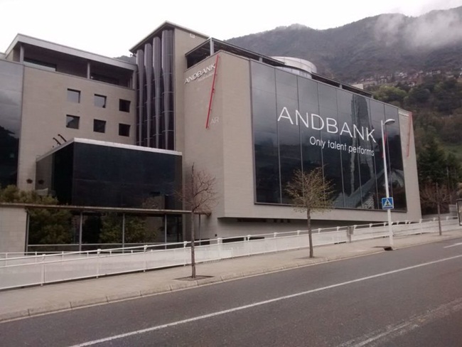 Lĩnh vực ngân hàng cũng có đóng góp quan trọng cho nền kinh tế Andorra. 