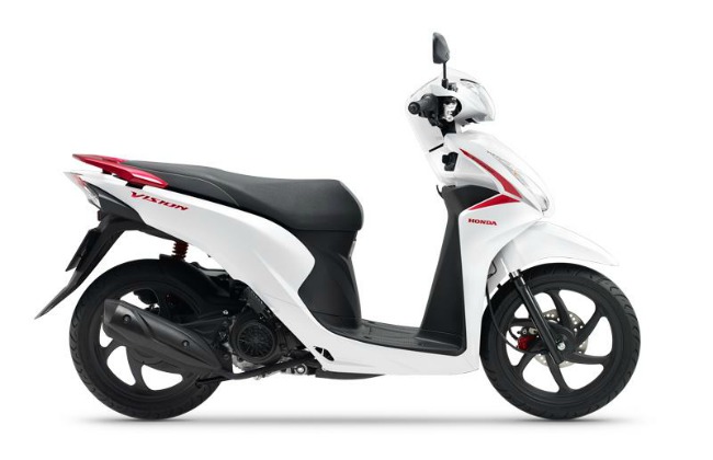 Lần này bổ sung vào phiên bản đặc biệt của Honda Vision có thêm bản màu trắng đồng giá bán đề xuất với bản đen mờ.