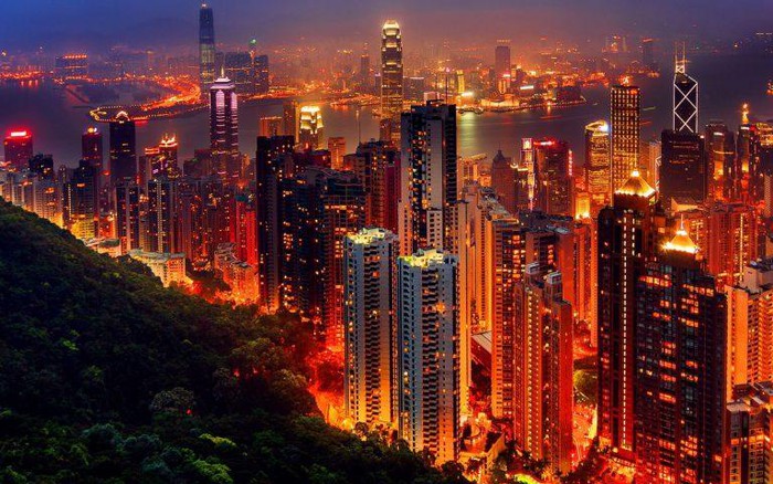Khung cảnh hiện đại ở Hong Kong với những tòa nhà chọc trời