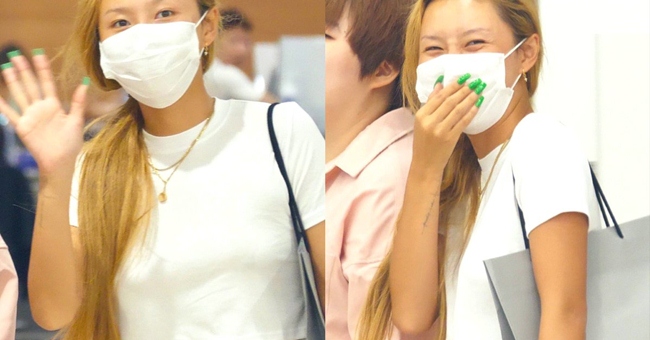 Đầu tháng 7 vừa qua, "em út sexy nhất Kpop" tự tin diện áo hai dây, không mặc nội y xuất hiện ở sân bay. Hình ảnh của ca sĩ sinh năm 1995 bị cư dân mạng Hàn Quốc chỉ trích.
