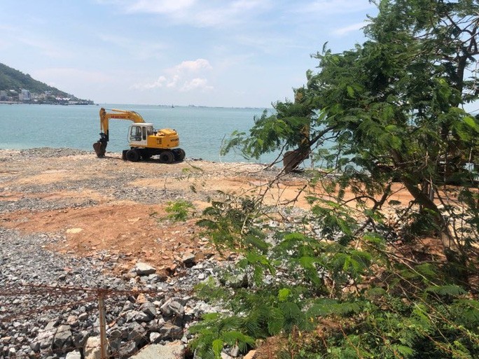 Ở một góc khác