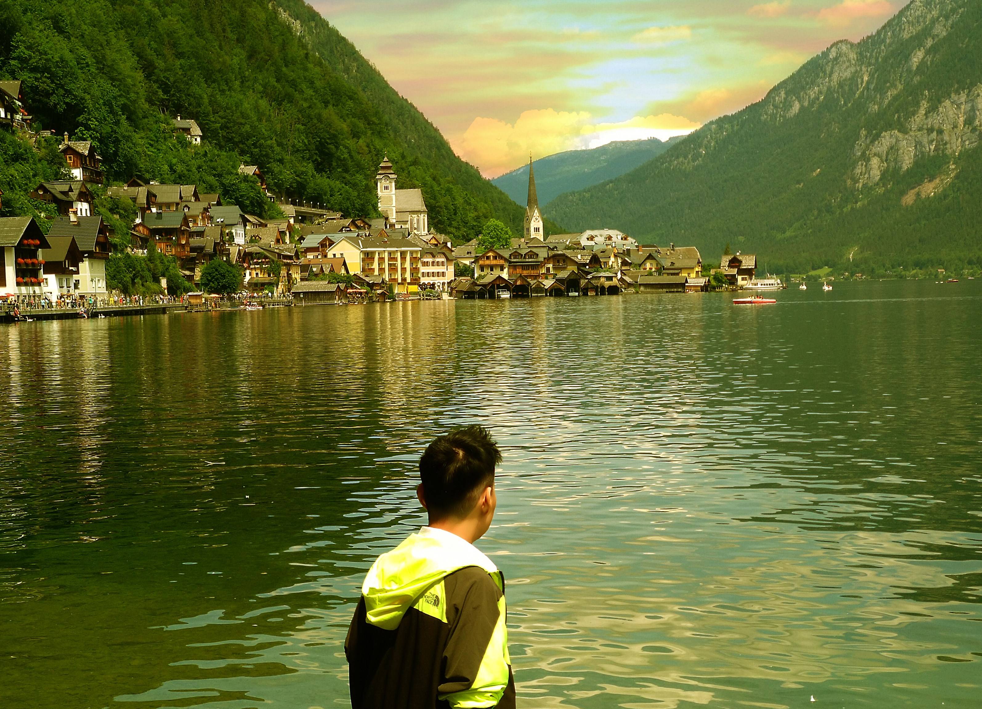 Các danh thắng nơi anh
đi qua đều được lưu lại bằng những tấm hình đẹp.