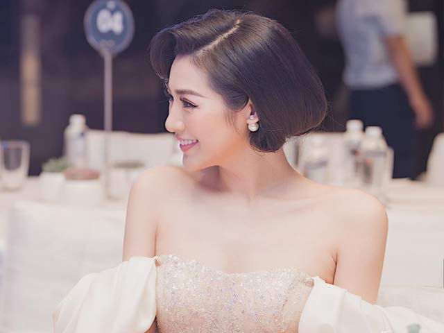 Thời trang - Thiết kế màu nude và xuyên thấu đẹp nhất tuần của mỹ nhân Việt