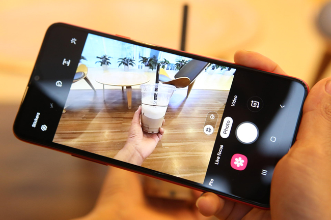 Camera chụp ảnh khá chất lượng.