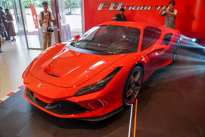 Chi Tiết Siêu Xe Ferrari F8 Tributo Lần đầu Xuất Hiện Tại