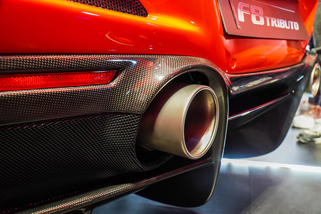 Chi tiết siêu xe Ferrari F8 Tributo lần đầu xuất hiện tại Việt Nam - 11