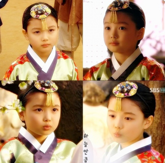 Ngỡ ngàng với quá khứ đen nhẻm của dàn sao nhí đình đám - 2