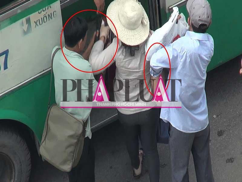 Nhóm móc túi diễn kịch đánh lừa nạn nhân - 4