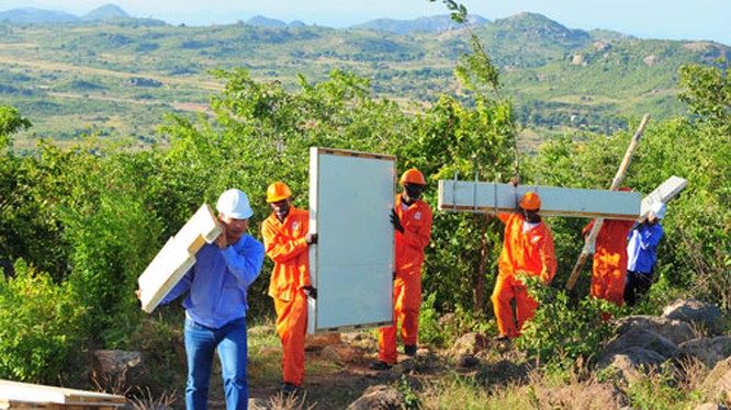Lợi nhuận giảm nhiều nhất trong lĩnh vực viễn thông với số lỗ tăng là 349 triệu USD.