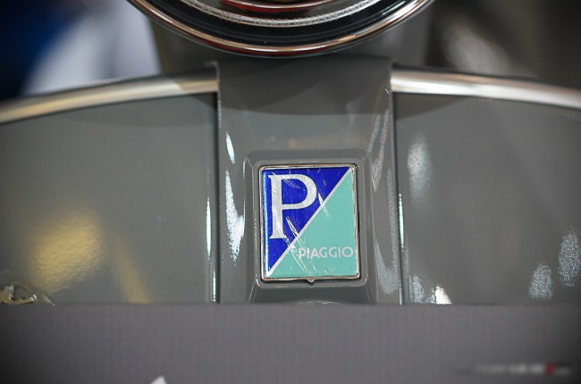 Lô-gô huyền thoại của của Piaggio.