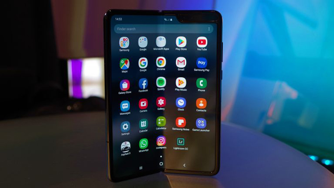 Galaxy Fold đã cập nhật thêm tính năng từ Galaxy Note 10 - 1