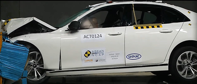 Vinfast mang xe đi kiểm định chất lượng ASEAN NCAP - 2