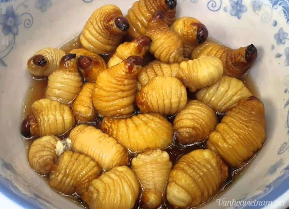 Nhiều du khách đến Bạc Liêu không dám thử món đuông chà là vì cảm giác ghê sợ, nhưng đây là món đặc sản của người dân nơi đây.