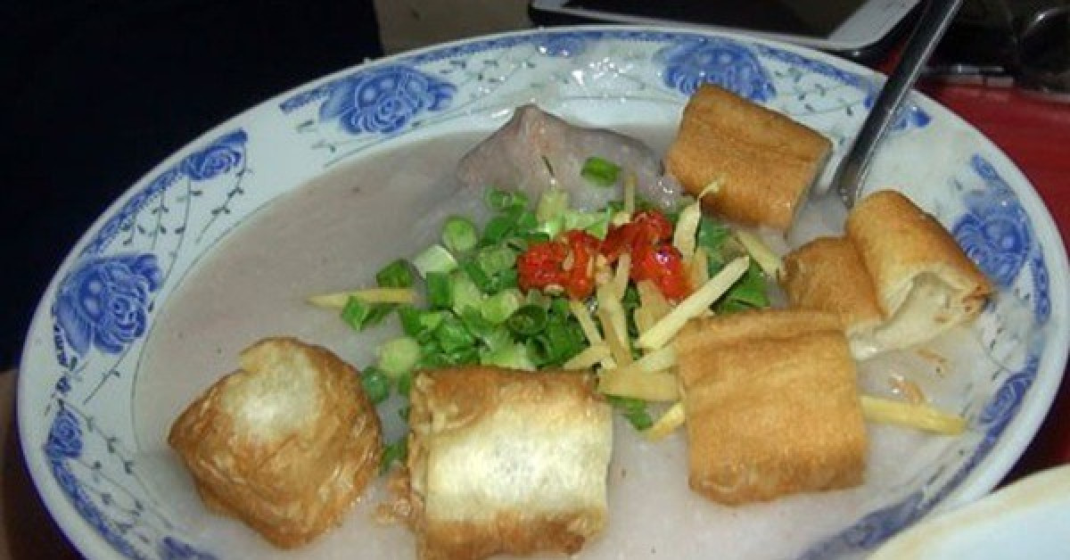 Quán cháo sườn &#34;không ngủ&#34; gần nửa thế kỷ - 1