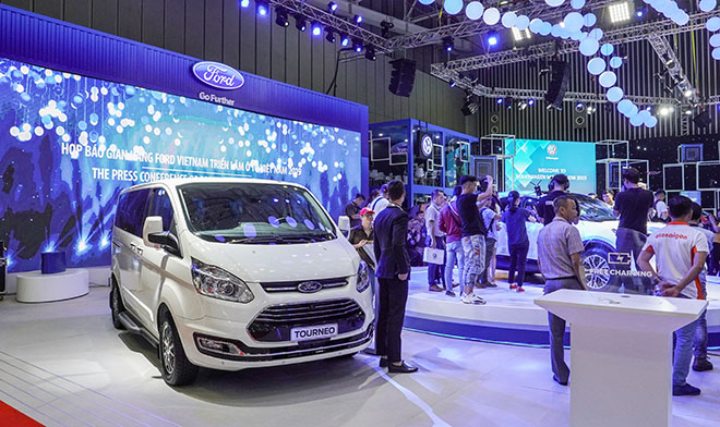 Ford Việt Nam mang dòng SUV Escape mới giới thiệu tại VMS 2019 - 1