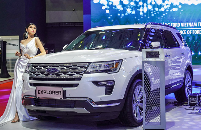 Ford Việt Nam mang dòng SUV Escape mới giới thiệu tại VMS 2019 - 6