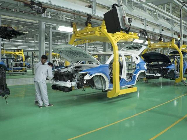 Thị trường - Tiêu dùng - Buồn vì ô tô Việt cứ mãi "lẽo đẽo" đi sau Thái Lan