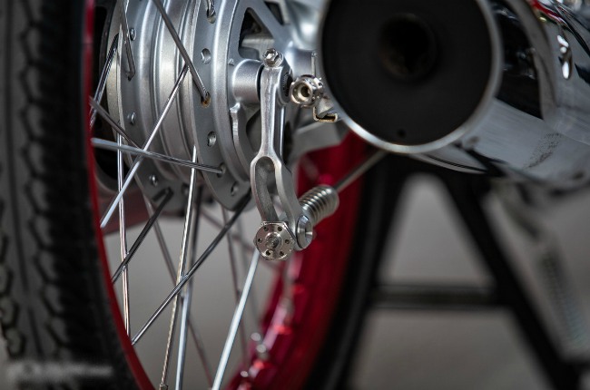 Đầu ống xả của Honda Wave 125.