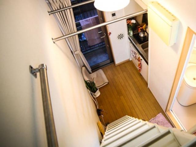 Kinh doanh - Cô gái thuê nhà bé tẹo như giữa phố cổ Hà Nội, giá thuê mỗi tháng mới gây choáng