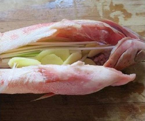 Món cá hấp bị tanh chắc hẳn bạn đã bỏ sót bước này - 2