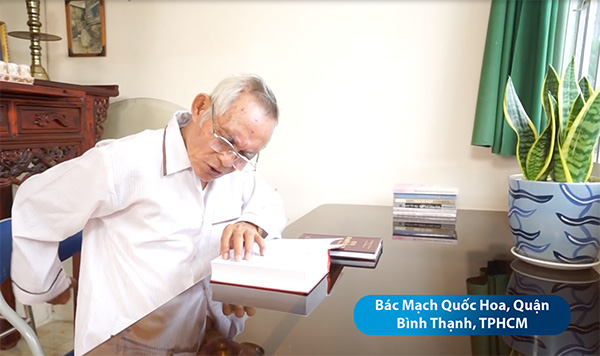 Hơn nửa đời người vào nam ra bắc, chiến trường là nhà, súng là bạn, chiến thắng biết bao kẻ thù nguy hiểm thì giờ đây bác Hoa lại phải bất lực trước kẻ thù vô hình mang tên “thoái hóa cột sống.