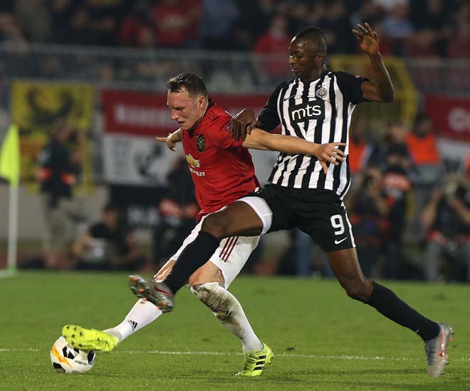 MU - Arsenal đại chiến cúp châu Âu: Muôn trùng gian khó, anh hùng ló mặt - 3