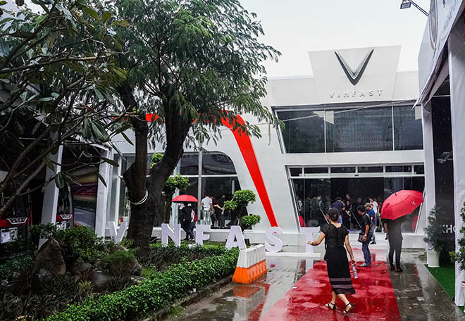 VinFast tâm điểm chú ý tại triển lãm Ô tô Việt Nam 2019 - 1