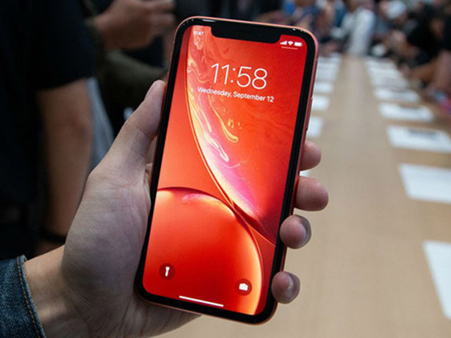 iPhone XR tân trang đang được bán với giá cực tốt, chỉ 10,93 triệu đồng