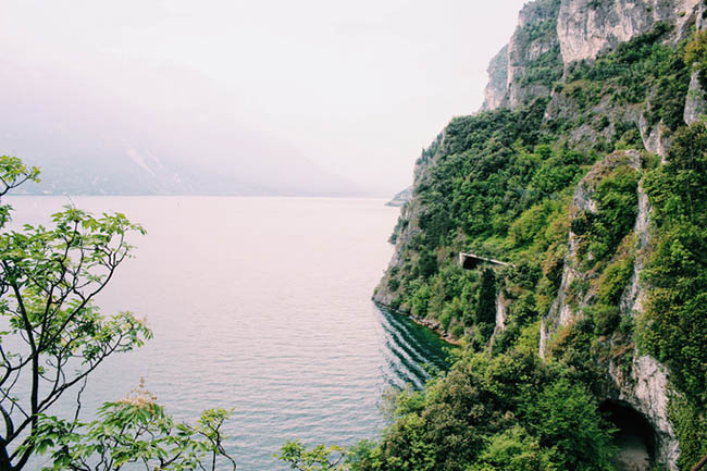 Hồ vùng Bắc Ý và những cái nhất - 1
