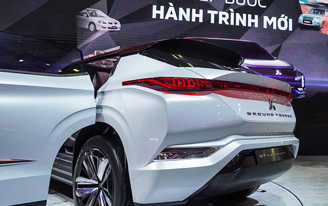 Soi chi tiết mẫu xe ý tưởng GT-PHEV của Mitsubishi tại VMS 2019 - 9
