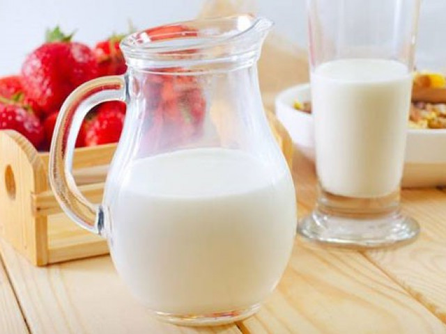 Sức khỏe đời sống - Sữa thành... "thuốc độc", gây ung thư và nhiều bệnh khác khi uống theo cách này
