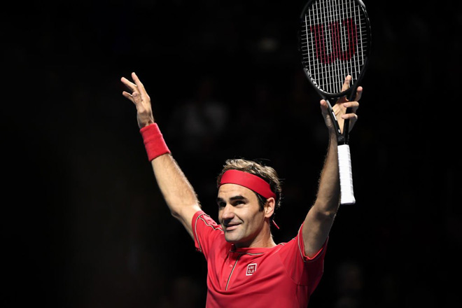 Federer dễ dàng hạ De Minaur để lần thứ 10 đăng quang Basel Open