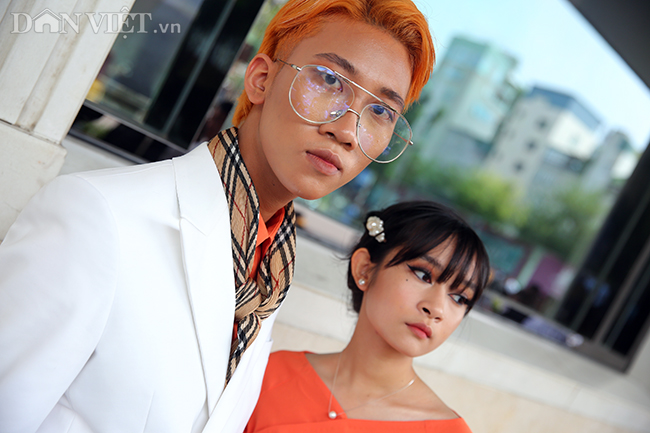 Phong cách năm nay của giới trẻ khá đơn giản hơn so với mọi năm.