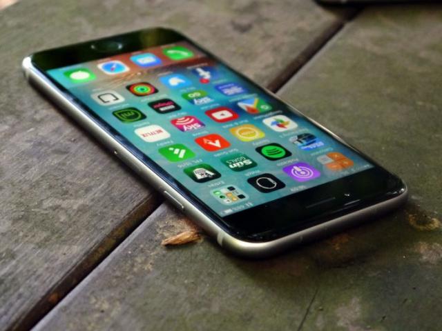 Thời trang Hi-tech - "Bí kíp" phân biệt iPhone cũ vỏ "zin" và vỏ lô cho các iFan