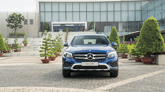 Cập nhật bảng giá xe Mercedes-Benz GLC 2019, ưu đãi 50% thuế trước bạ và nhiều quà tặng hấp dẫn - 3