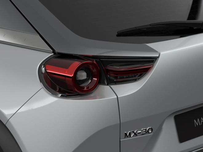 Mazda MX-30 chính thức bước chân vào thế giới xe điện - 7