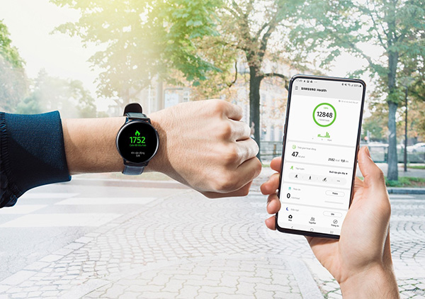 Galaxy Watch Active2 - quà tặng hấp dẫn của cuộc thi “Sống hết mình cùng Samsung Health”