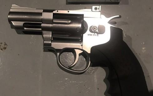 Thạnh mang súng Rulo đến nhà tìm Đi "nói chuyện" thì xảy ra án mạng. (Ảnh minh họa)